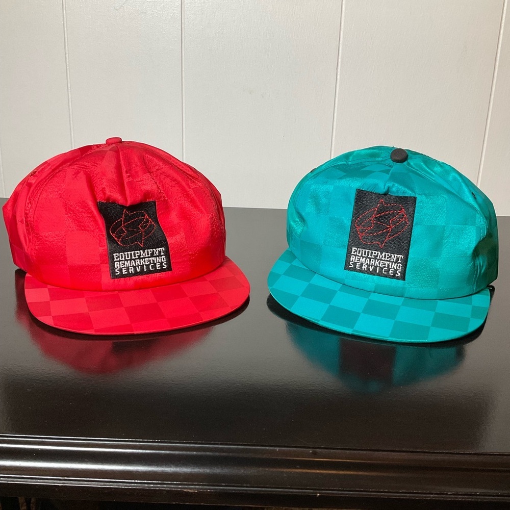 Vintage Pair of Shiny Checkered Embroidered Logo Snap-Back Truckers Caps